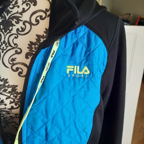 SALE Fila fleece hoodie/jacket - Picture 4 of 8
